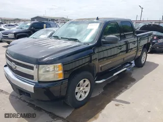2007 Chevrolet Silverado 1500 LT w/1LT with VIN 2GCEC13C471510651, listed as a IAAI auction lot 42013351 with 144,185 mi miles. Bid and sale history available at carsss.com. Image 17.