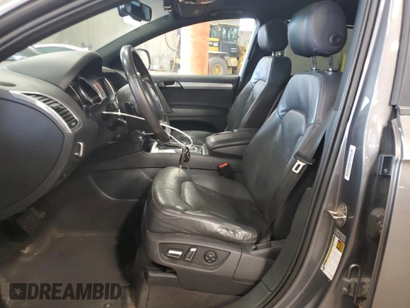 2014 Audi Q7 S line Prestige z VIN WA1DGAFE5ED006084, wystawiony jako Copart lot #60742295 z przebiegiem 176 473 mil mil oraz Czysty tytuł • Clean title. Historia ofert i sprzedaży dostępna na DreamBid. Obrazek 7.