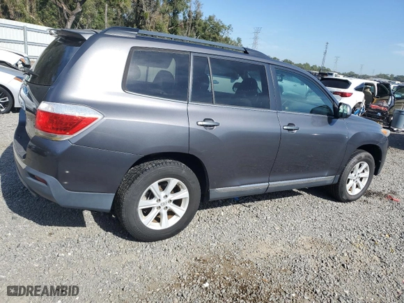 2013 Toyota Highlander with VIN 5TDZK3EH0DS110776, listed as a Copart auction lot 83633904 with 42,951 mi miles and Salvage Title. Bid and sale history available at carsss.com. Image 3.