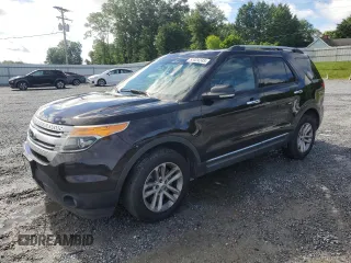 2014 Ford Explorer XLT z VIN 1FM5K8D80EGC40612, wystawiony jako Copart lot #57024245 z przebiegiem 152 462 mil mil oraz Szkoda całkowita • Salvage title. Historia ofert i sprzedaży dostępna na DreamBid. Obrazek 1.
