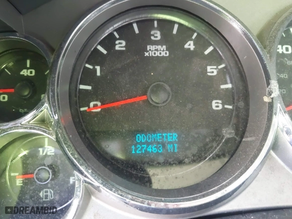2008 Chevrolet Silverado 1500 LT w/1LT with VIN 1GCEC19J68Z100996, listed as a IAAI auction lot 41704750 with 127,463 mi miles. Bid and sale history available at carsss.com. Image 7.