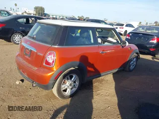 2012 MINI Hardtop with VIN WMWSU3C52CT540682, listed as a IAAI auction lot 41263749 with 69,292 mi miles and . Bid and sale history available at DreamBid. Image 4.