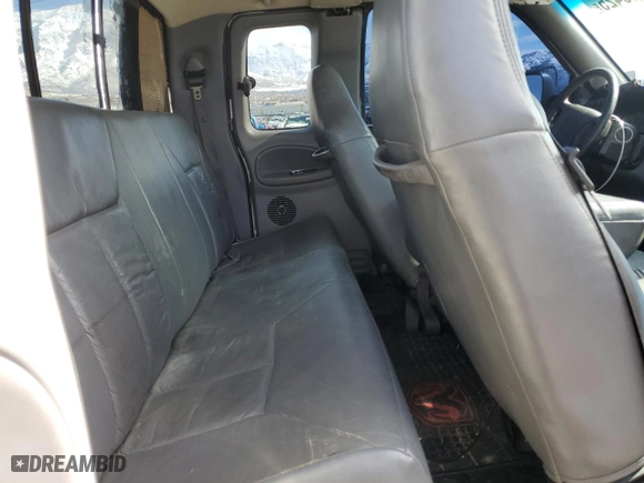 1998 Dodge Ram 1500 with VIN 1B7HC13Z3WJ103121, listed as a Copart auction lot 48040425 with 189,809 mi miles and Salvage Title. Bid and sale history available at carsss.com. Image 10.