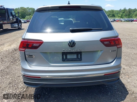 2022 Volkswagen Tiguan SE with VIN 3VV2B7AX2NM074369, listed as a IAAI auction lot 42522561 with 47,752 mi miles and . Bid and sale history available at DreamBid. Image 16.