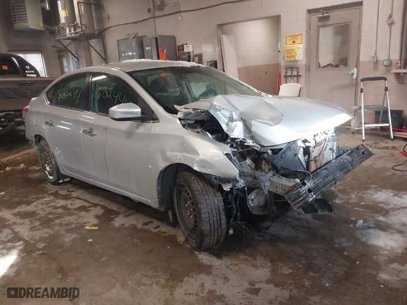 2014 Nissan Sentra SV with VIN 3N1AB7AP2EY212692, listed as a IAAI auction lot 41602444 with 1 mi miles. Bid and sale history available at carsss.com. Image 1.