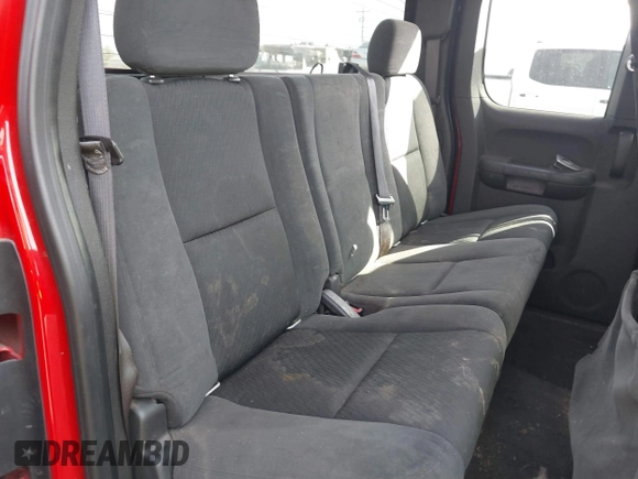 2007 Chevrolet Silverado 1500 LT w/2LT with VIN 2GCEC19J971669428, listed as a IAAI auction lot 41681937 with 243,059 mi miles. Bid and sale history available at carsss.com. Image 8.
