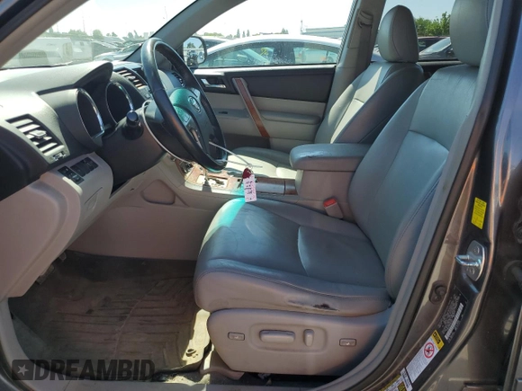 2010 Toyota Highlander Limited with VIN 5TDDK3EH6AS002572, listed as a Copart auction lot 55989285 with 197,536 mi miles and Salvage title. Bid and sale history available at DreamBid. Image 7.