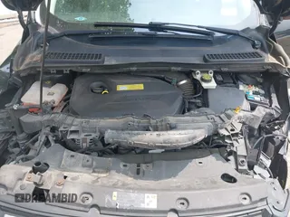 2013 Ford Escape SE with VIN 1FMCU0GX0DUC64074, listed as a IAAI auction lot 42419711 with 91,808 mi miles and . Bid and sale history available at DreamBid. Image 10.