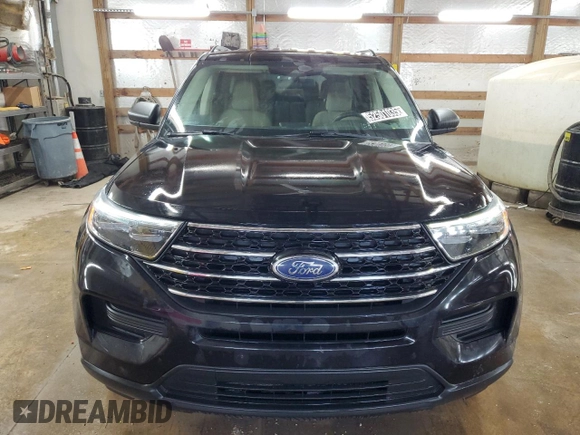 2020 Ford Explorer XLT with VIN 1FMSK8DH4LGB36656, listed as a Copart auction lot 52501035 with 86,527 mi miles and Clean Title. Bid and sale history available at carsss.com. Image 5.