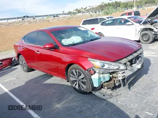 2019 Nissan Altima SV z VIN 1N4BL4DW6KN307819, wystawiony jako IAAI lot #42035012 z przebiegiem 157 296 mil mil oraz . Historia ofert i sprzedaży dostępna na DreamBid. Obrazek 1.