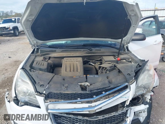 2013 Chevrolet Equinox LS z VIN 2GNFLCEK2D6123798, wystawiony jako IAAI lot #41871854 z przebiegiem 136 206 mil mil oraz . Historia ofert i sprzedaży dostępna na DreamBid. Obrazek 10.