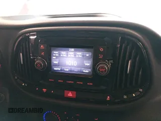 2019 Ram ProMaster City Cargo Tradesman z VIN ZFBHRFAB6K6M61931, wystawiony jako IAAI lot #42570041 z przebiegiem 152 309 mil mil oraz . Historia ofert i sprzedaży dostępna na DreamBid. Obrazek 9.