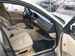 2004 BMW 5 Series 525i with VIN WBANA53544B854424, listed as a IAAI auction lot 40437905 with 999,999 mi miles. Bid and sale history available at carsss.com. Image 5.