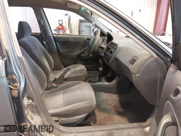 1998 Honda Civic DX with VIN JHMEJ6622WS000401, listed as a IAAI auction lot 41588057 with 296,638 mi miles. Bid and sale history available at carsss.com. Image 5.