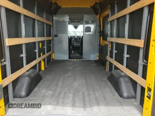 2020 Ford Transit Cargo с VIN 1FTBR1X80LKA89366, выставлен на аукционе Copart как лот 66054145 с пробегом 95 501 миль миль и Списание • Salvage title. История ставок и продаж доступна на DreamBid. Изображение 10.