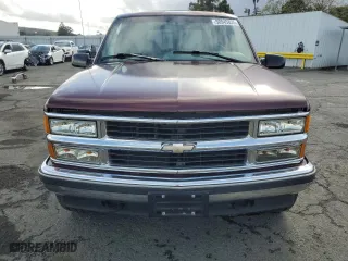 1995 Chevrolet Tahoe with VIN 1GNEK13K9SJ445554, listed as a Copart auction lot 50945835 with 206,626 mi miles and Salvage Title. Bid and sale history available at carsss.com. Image 5.
