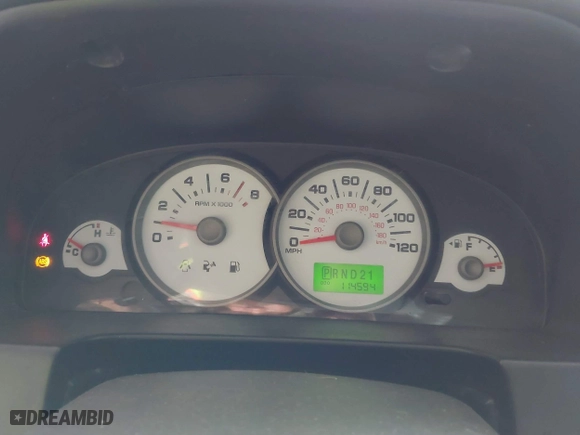 2006 Ford Escape XLT with VIN 1FMYU03166KC05651, listed as a IAAI auction lot 41799174 with 114,594 mi miles. Bid and sale history available at carsss.com. Image 7.