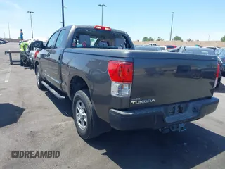 2013 Toyota Tundra z VIN 5TFRM5F15DX053654, wystawiony jako IAAI lot #42324593 z przebiegiem 128 206 mil mil oraz . Historia ofert i sprzedaży dostępna na DreamBid. Obrazek 3.