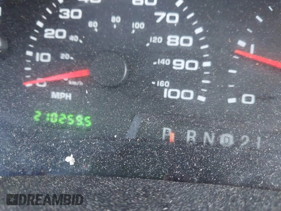2005 Ford Excursion Limited с VIN 1FMNU43S85ED45734, выставлен на аукционе IAAI как лот 41414423 с пробегом 210 259 миль миль и . История ставок и продаж доступна на DreamBid. Изображение 7.