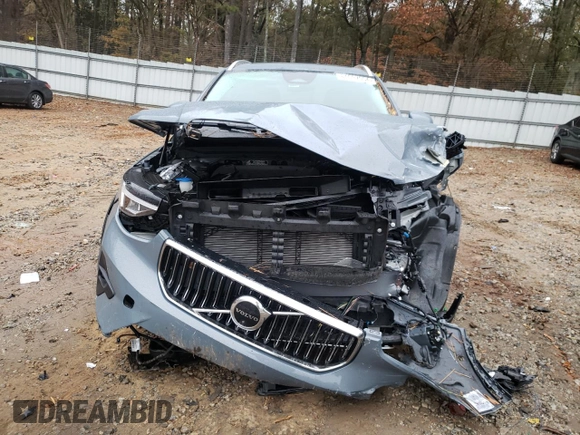 2023 Volvo XC40 Plus Bright Theme with VIN YV4L12UN4P2078384, listed as a Copart auction lot 84097054 with 13,602 mi miles and Salvage Title. Bid and sale history available at DreamBid. Image 5.