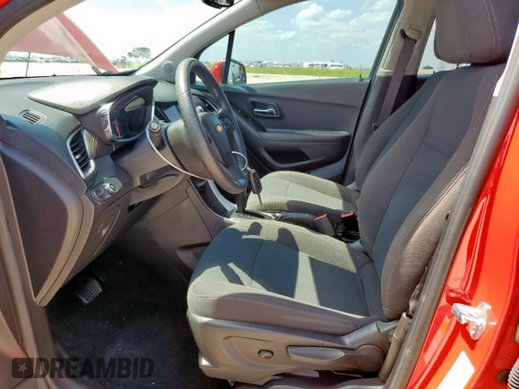 2020 Chevrolet Trax LS with VIN KL7CJKSB8LB350972, listed as a Copart auction lot 59056185 with 41,788 mi miles and Salvage title. Bid and sale history available at DreamBid. Image 7.