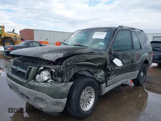 2001 Ford Explorer Sport z VIN 1FMYU60E71UC82486, wystawiony jako IAAI lot #41465511 z przebiegiem 282 639 mil mil oraz . Historia ofert i sprzedaży dostępna na DreamBid. Obrazek 6.