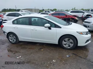 2014 Honda Civic LX z VIN 19XFB2F52EE211993, wystawiony jako IAAI lot #41895675 z przebiegiem 90 857 mil mil oraz . Historia ofert i sprzedaży dostępna na DreamBid. Obrazek 14.