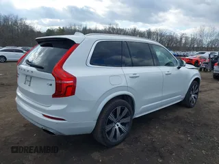 2020 Volvo XC90 Momentum with VIN YV4102PK8L1552784, listed as a IAAI auction lot 41416039 with 53,302 mi miles. Bid and sale history available at carsss.com. Image 4.