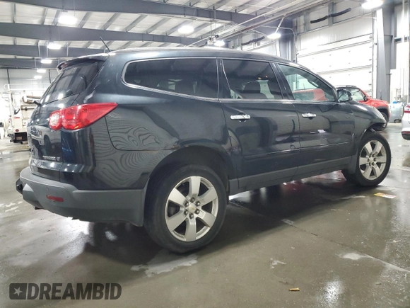 2012 Chevrolet Traverse 1LT z VIN 1GNKVGEDXCJ208097, wystawiony jako Copart lot #70720964 z przebiegiem 123 471 mil mil oraz Szkoda całkowita • Salvage title. Historia ofert i sprzedaży dostępna na DreamBid. Obrazek 3.