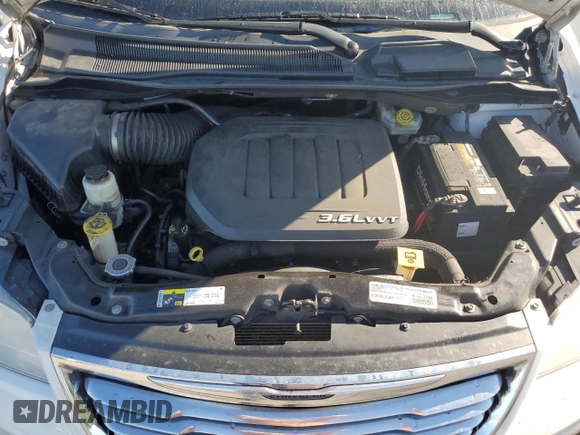 2015 Chrysler Town & Country Touring with VIN 2C4RC1BG5FR514102, listed as a Copart auction lot 55824025 with 200,969 mi miles and Clean Title. Bid and sale history available at DreamBid. Image 12.