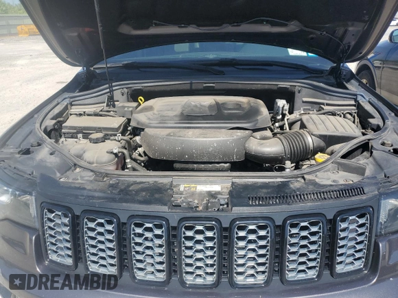 2019 Jeep Grand Cherokee Laredo E with VIN 1C4RJFAG2KC568156, listed as a Copart auction lot 63274005 with 40,539 mi miles and Salvage title. Bid and sale history available at DreamBid. Image 12.