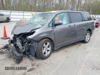 2018 Toyota Sienna LE Auto Access Seat with VIN 5TDKZ3DC7JS940573, listed as a IAAI auction lot 42166237 with Not provided miles and . Bid and sale history available at DreamBid. Image 2.