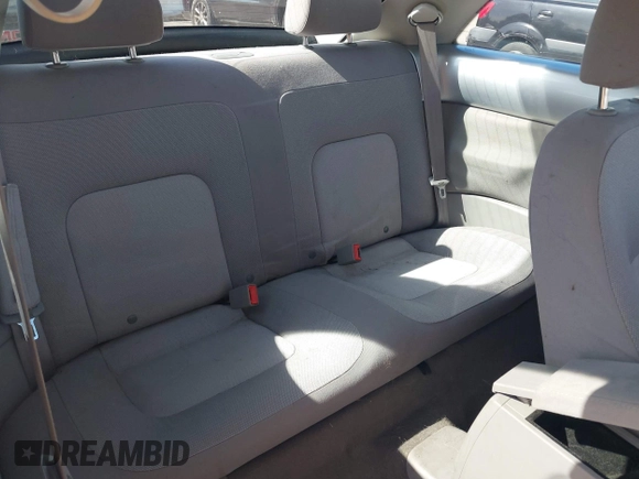 2005 Volkswagen Beetle GL with VIN 3VWBK31C95M403330, listed as a IAAI auction lot 42134616 with 152,736 mi miles and . Bid and sale history available at DreamBid. Image 8.