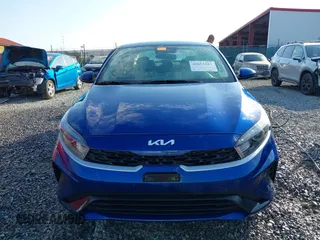 2022 Kia Forte LXS z VIN 3KPF24AD1NE500860, wystawiony jako IAAI lot #42052343 z przebiegiem 57 302 mil mil oraz . Historia ofert i sprzedaży dostępna na DreamBid. Obrazek 13.