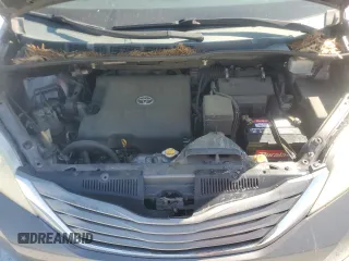2011 Toyota Sienna XLE AAS с VIN 5TDYK3DC1BS170967, выставлен на аукционе Copart как лот 53848955 с пробегом 171 115 миль миль и Списание • Salvage title. История ставок и продаж доступна на DreamBid. Изображение 11.