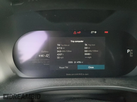 2021 Volvo XC40 z VIN YV4ED3UR9M2561647, wystawiony jako Copart lot #85908524 z przebiegiem 31 479 mil mil oraz Szkoda całkowita • Salvage title. Historia ofert i sprzedaży dostępna na DreamBid. Obrazek 9.