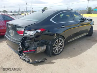 2015 Hyundai Genesis 5.0L with VIN KMHGN4JF7FU024366, listed as a IAAI auction lot 41657517 with 182,251 mi miles. Bid and sale history available at carsss.com. Image 4.