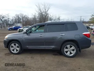 2010 Toyota Highlander Limited with VIN 5TDDK3EH8AS014092, listed as a IAAI auction lot 41498965 with 228,770 mi miles and . Bid and sale history available at DreamBid. Image 13.
