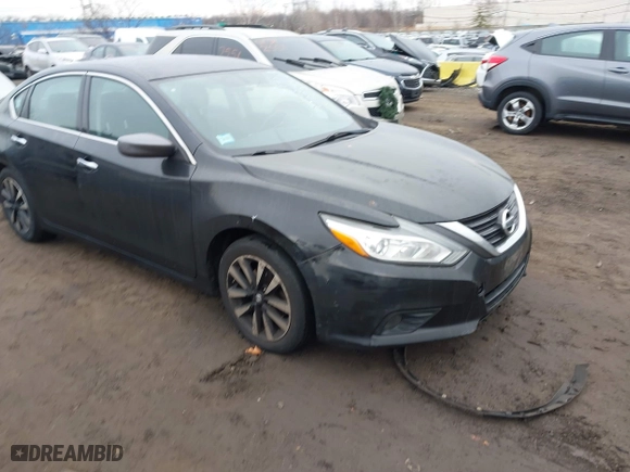 2018 Nissan Altima 2.5 SL with VIN 1N4AL3AP5JC208275, listed as a IAAI auction lot 41368381 with 203,439 mi miles. Bid and sale history available at carsss.com. Image 1.