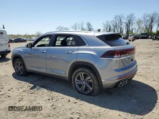 2024 Volkswagen Atlas SEL R-Line with VIN 1V2AE2CA5RC229421, listed as a Copart auction lot 53551375 with 7,517 mi miles and Salvage title. Bid and sale history available at DreamBid. Image 2.