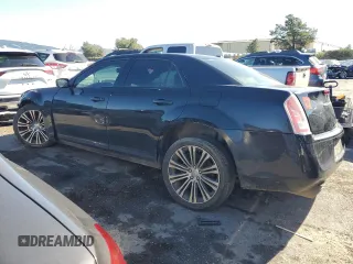 2013 Chrysler 300 with VIN 2C3CCABG6DH572927, listed as a Copart auction lot 44219655 with 0 mi miles and Salvage Title. Bid and sale history available at carsss.com. Image 2.