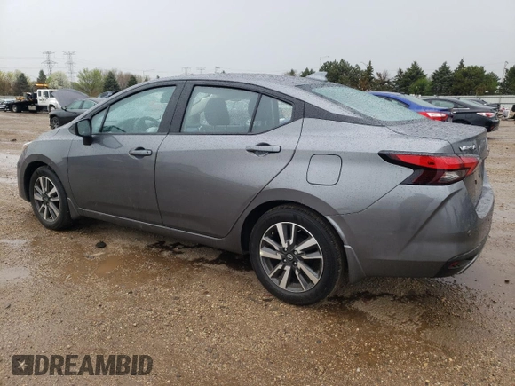 2025 Nissan Versa SV z VIN 3N1CN8EV6SL812476, wystawiony jako Copart lot #54607055 z przebiegiem 183 mil mil oraz Szkoda całkowita • Salvage title. Historia ofert i sprzedaży dostępna na DreamBid. Obrazek 2.