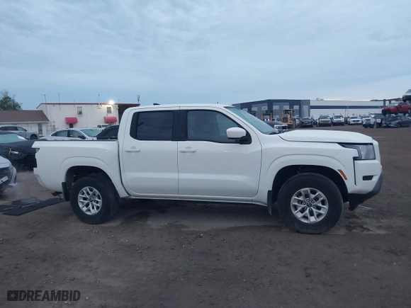 2024 Nissan Frontier PRO-4X with VIN 1N6ED1EK6RN606118, listed as a IAAI auction lot 41870471 with 19,685 mi miles. Bid and sale history available at carsss.com. Image 14.