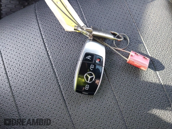 2017 Mercedes-Benz E 300 Luxury с VIN WDDZF4KB2HA228511, выставлен на аукционе IAAI как лот 42032270 с пробегом Не указан миль и . История ставок и продаж доступна на DreamBid. Изображение 11.