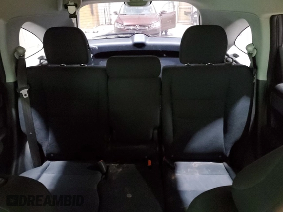 2011 Honda CR-V LX with VIN 5J6RE4H31BL040758, listed as a Copart auction lot 52096425 with 176,460 mi miles and Salvage Title. Bid and sale history available at DreamBid. Image 10.