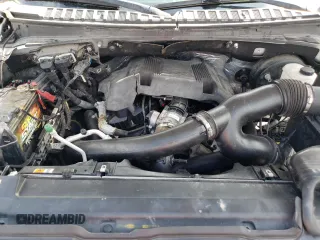 2018 Ford Expedition XLT с VIN 1FMJU1HT2JEA40304, выставлен на аукционе Copart как лот 57799405 с пробегом Не указан миль и Чистый • Clean title. История ставок и продаж доступна на DreamBid. Изображение 12.