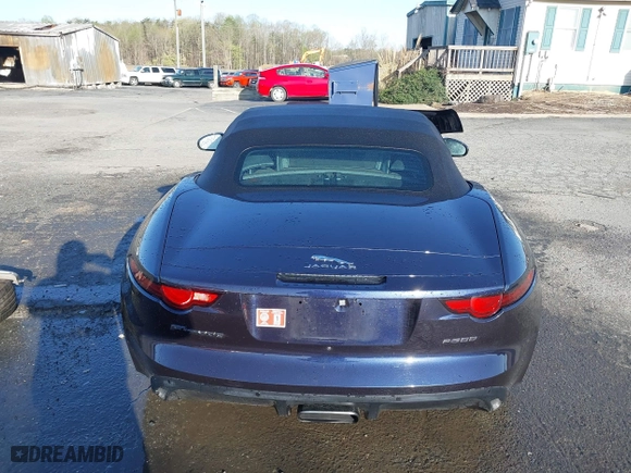 2019 Jaguar F-TYPE P300 with VIN SAJDD5GX3KCK62586, listed as a IAAI auction lot 41921001 with 30,099 mi miles. Bid and sale history available at carsss.com. Image 17.