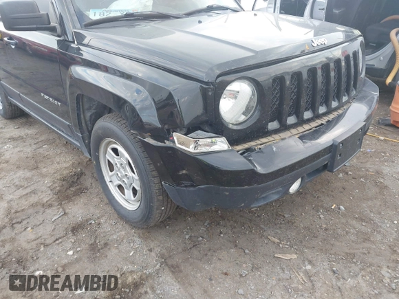 2016 Jeep Patriot Sport z VIN 1C4NJPBB1GD698521, wystawiony jako IAAI lot #40796670 z przebiegiem 139 801 mil mil oraz . Historia ofert i sprzedaży dostępna na DreamBid. Obrazek 6.