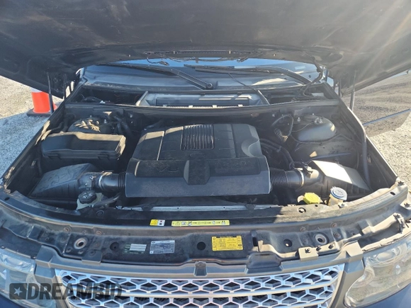 2010 Land Rover Range Rover HSE Lux with VIN SALMF1D46AA323511, listed as a Copart auction lot 64715855 with 143,029 mi miles and Clean title. Bid and sale history available at DreamBid. Image 12.