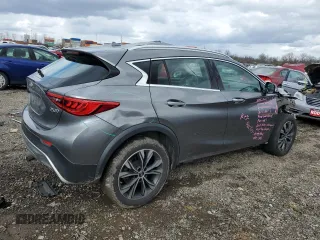 2018 Infiniti QX30 Premium with VIN SJKCH5CR2JA059525, listed as a Copart auction lot 49090874 with 100,575 mi miles. Bid and sale history available at carsss.com. Image 3.